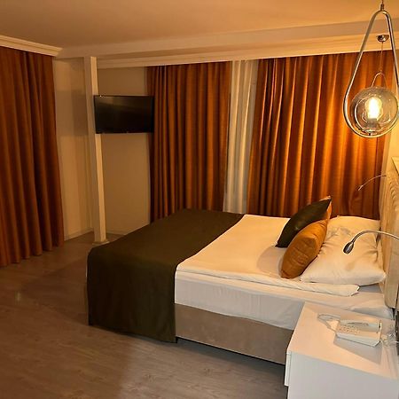 Aura Boutique Hotel Side Luaran gambar